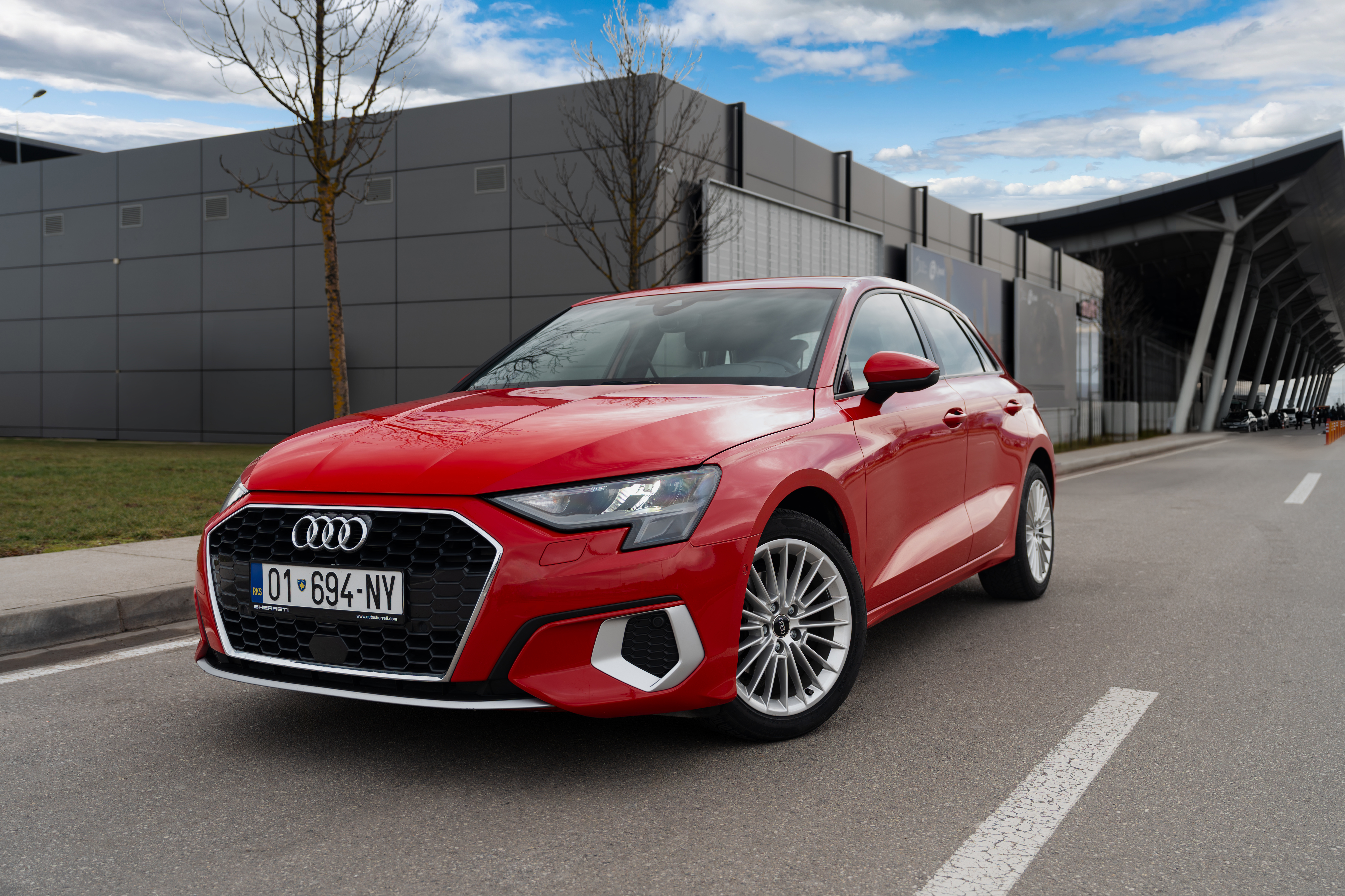 Audi A3 2023 – E kuqe